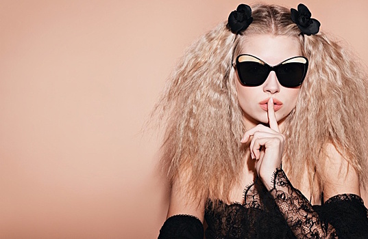 Новое поколение: Лотти Мосс стала лицом Chanel Eyewear