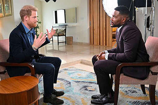 Принц Гарри пожаловался, что его хотят уничтожить за "игру не по правилам"