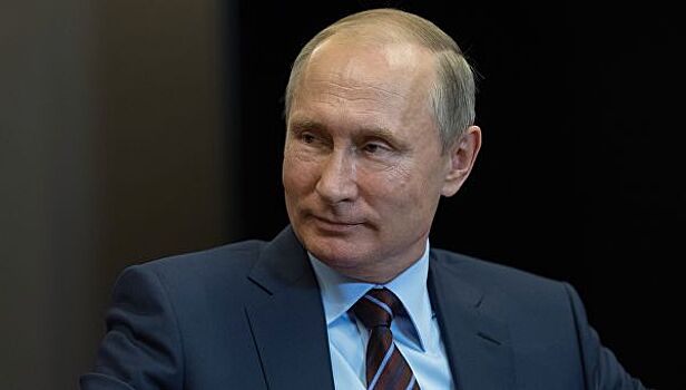 Ребенок из Красноярска получил подарок от Путина