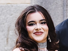 Плюс-сайз звезда «Эйфории» в платье показала стройную фигуру