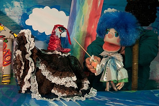 Дети вновь насладились представлением Московского театра кукол