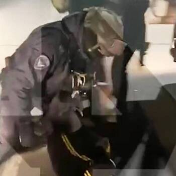 Задержание пособников экстремиста из Франции за подготовку взрывов в РФ попало на видео