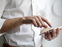 Социолог объяснил появление привычки постоянно обновлять ленту новостей