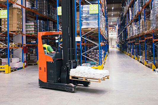 Россия может столкнуться с дефицитом складской техники