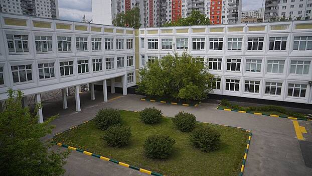 Тайный сын Андрея Малахова пошел в первый класс в особенную школу