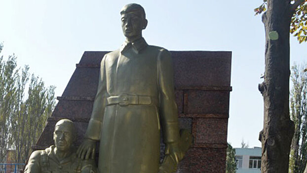 В ДНР открыли памятник погибшим ополченцам