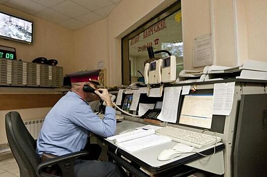 Полиция проверяет информацию об обнаружении бесхозного предмета в здании на улице Вучетича