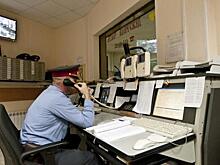 Полиция проверяет информацию об обнаружении бесхозного предмета в здании на улице Вучетича