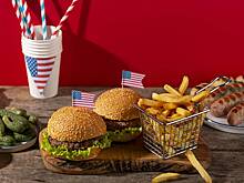 «Россияне вряд ли попробуют». Тревел-блогерша удивилась американской кухне