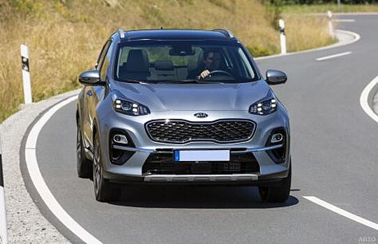 Обзор KIA Sportage и Nissan Qashqai — кто лучше?