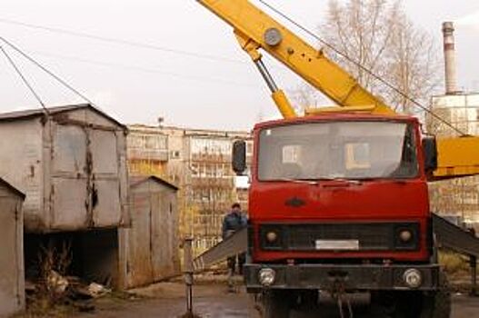 В Ульяновске демонтируют 11 самовольно установленных гаражей