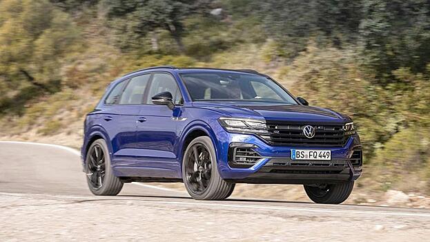 Гибридный Volkswagen Touareg R представят в Женеве