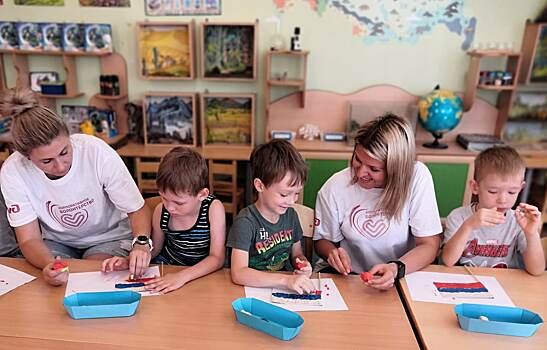 В детском саду № 45 состоялся мастер-класс «Государственный символ»