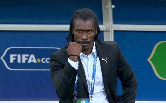 Стильный тренер Сенегала эффектно порадовался забитому голу и стал мемом