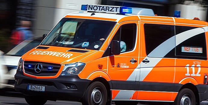 В Германии один человек погиб и десятки ранены в ДТП с автобусом