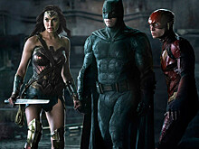 Звезды "Лиги справедливости" организовали акцию в поддержку Зака Снайдера