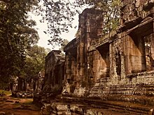 Khmer Times: три человека погибли из-за удара молнии в храме Ангкор-Ват в Камбодже