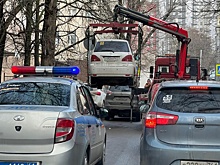 В Ростове будут отлавливать водителей, паркующихся на автобусных остановках