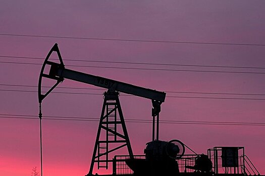 Цены на нефть выросли в связи с рисками для мирового предложения