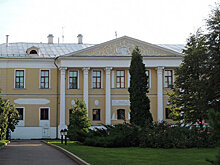 Мединский предложил работу сотрудникам центра Рерихов