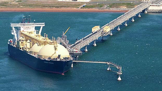 «Новатэк« готов приобрести долю Shell в проекте «Сахалин-2»