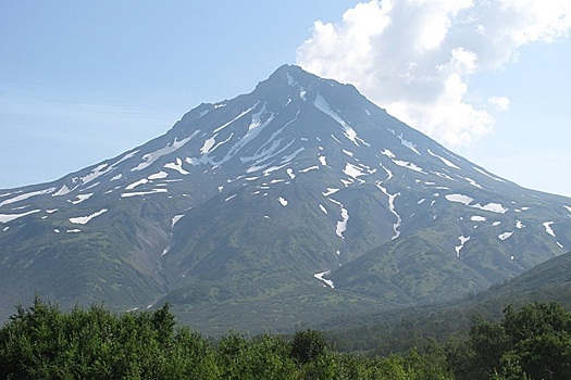 Спасатели нашли живой третью пропавшую на Камчатке альпинистку
