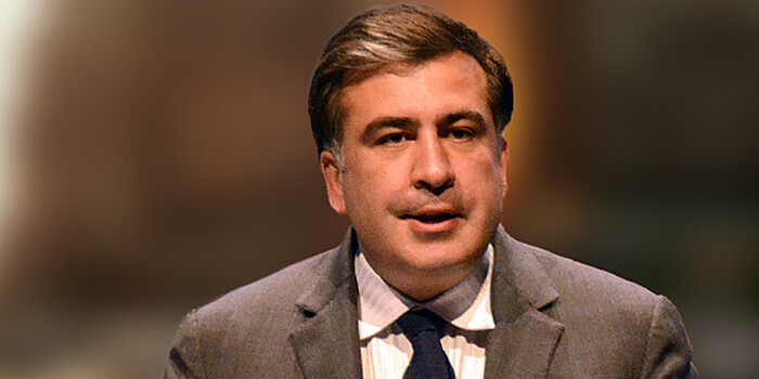 Главные новости за ночь: Саакашвили в реанимации, штраф за снег и новые справки для мигрантов