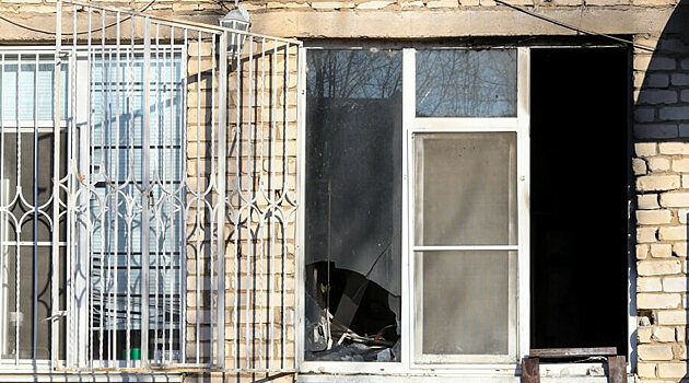 Персонал закрывался в кабинетах, пациенты бежали на улицу: врач несколько раз выстрелил из ружья в больнице