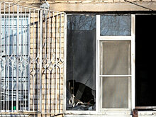 Персонал закрывался в кабинетах, пациенты бежали на улицу: врач несколько раз выстрелил из ружья в больнице