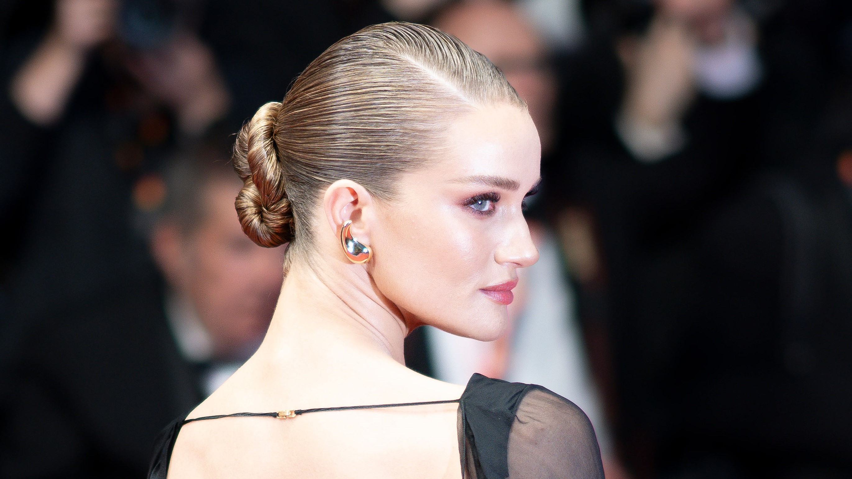 Роузи Хантингтон-Уайтли: о теле после родов и жизни в Лондоне