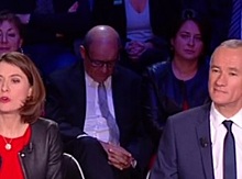 Министр обороны Франции уснул во время дебатов социалистов