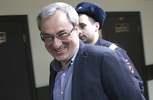 Суд отклонил иск экс-главы Коми к "АиФ"