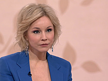 Марина Зудина выложила в сеть памятное фото с Олегом Табаковым и сыном Павлом