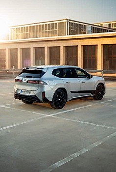 Новый BMW iX3 дебютировал в исполнении M Performance Parts