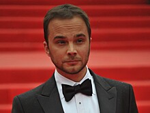 "Кидаю ему пеленку": Андрей Чадов рассказал о своем кусающемся малыше