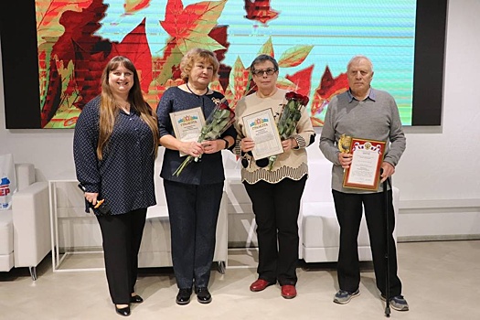 Активистов совета ветеранов Октябрьского района Екатеринбурга поздравили с Днем пожилых людей