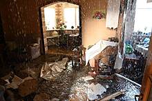Жилой дом загорелся после атаки ВСУ на Белгород
