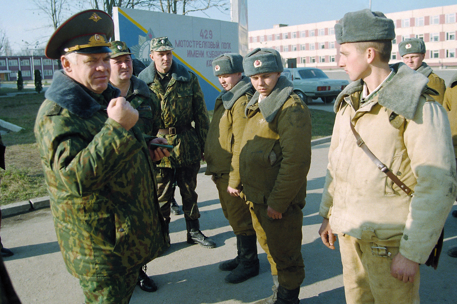 Главный командир. Казанцев генерал. Командующие Северной группой войск. Главнокомандующий армии 2000 года. 429 Мотострелковый полк имени Кубанского казачества.