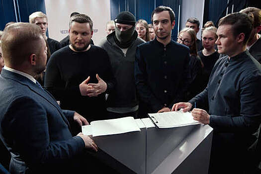 В сети опубликовали первый выпуск политического ток-шоу "Честный спор"