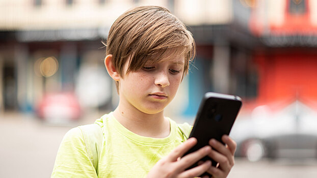 Сбер: число вовлечённых в мошенничество детей выросло более чем на 30%