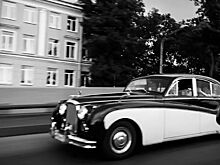 В России продают Jaguar, как у Шарля де Голля