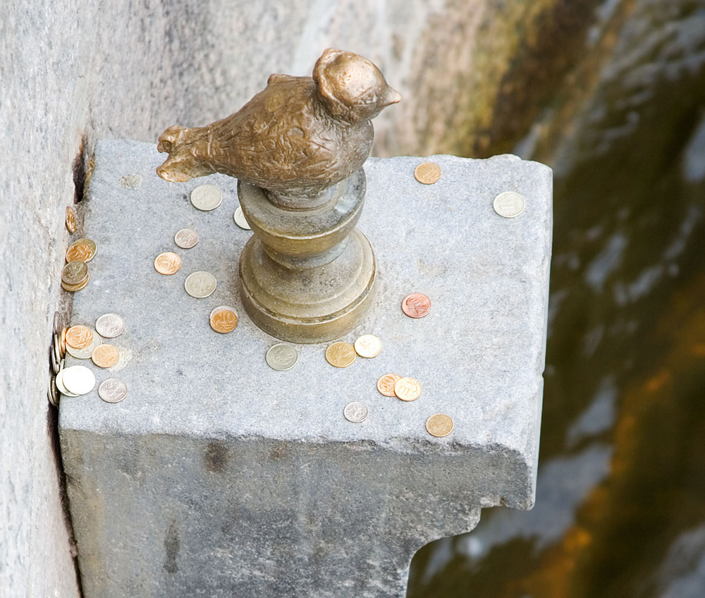 Памятник Чижику-Пыжику, Санкт-Петербург, Россия, Европа