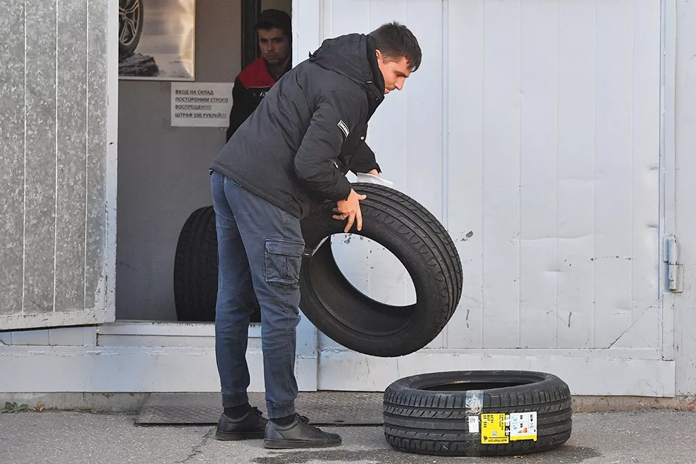 Какой штраф за шипованную резину летом 2024. Какой штраф за шипованную резину летом 2024. Шипованные шины летом. Какой штраф за шипованную резину летом 2024. Какой штраф за шипованную резину летом 2024.
