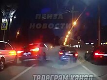 Повезло пешеходу: момент ДТП на ул. Пушкина попал на видео