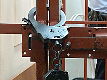 Сотрудницу российской полиции осудили на 8,5 лет за вымогательство взятки