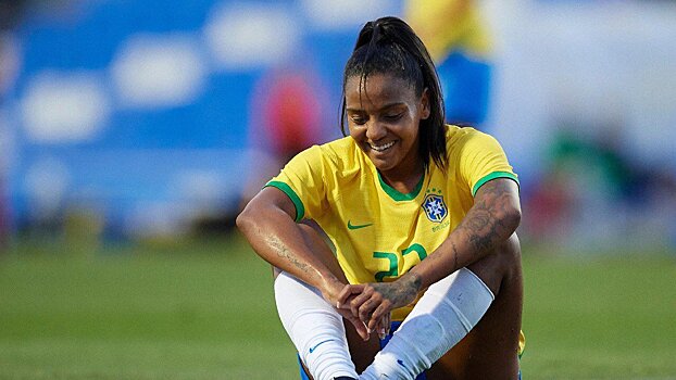 Нападающая «МЮ» Жейзе сообщила об отношениях с девушкой и подверглась критике в соцсетях. Футболистка выразила возмущение