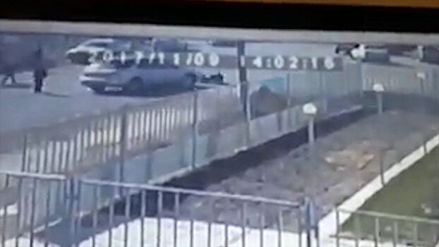 Момент наезда на второклассника в Нарыне сняла камера наблюдения