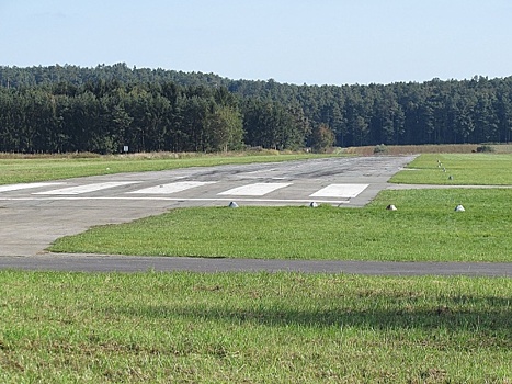 Взлетной полосе нового аэропорта Саратова может понадобиться полная замена