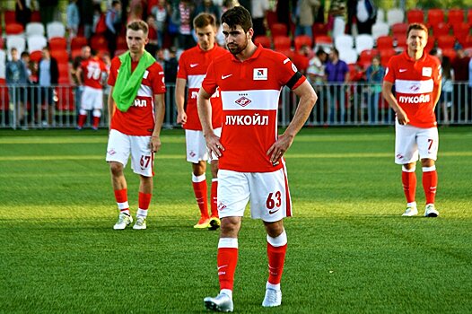 Таджикский футболист Шанбиев будет играть в молодежной сборной России