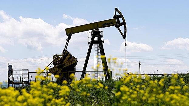 Нефть дорожает на опасениях снижения поставок из Ирана